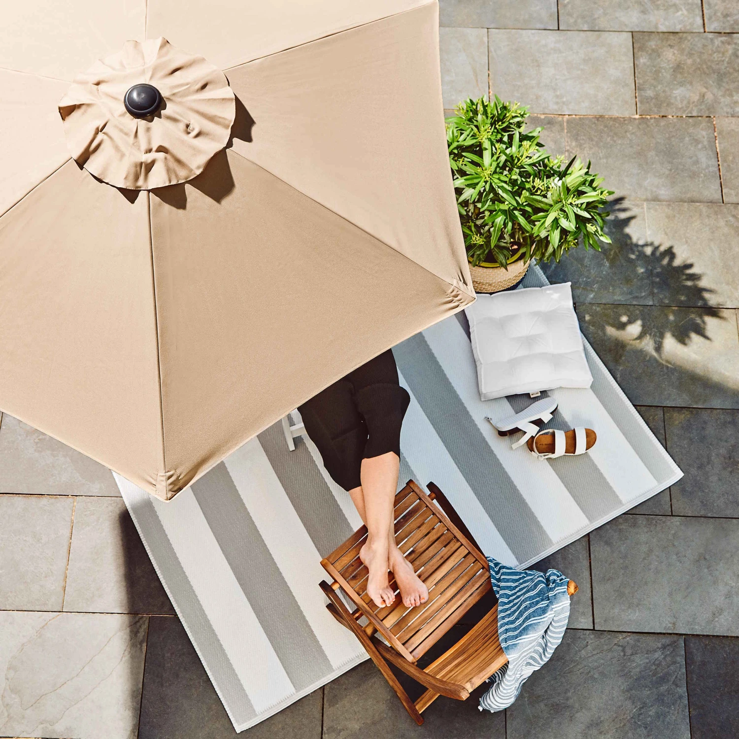 In- & Outdoor-Teppich Streifen L 180 X B 120cm COLOUR CLASH In Grau – Bild 2