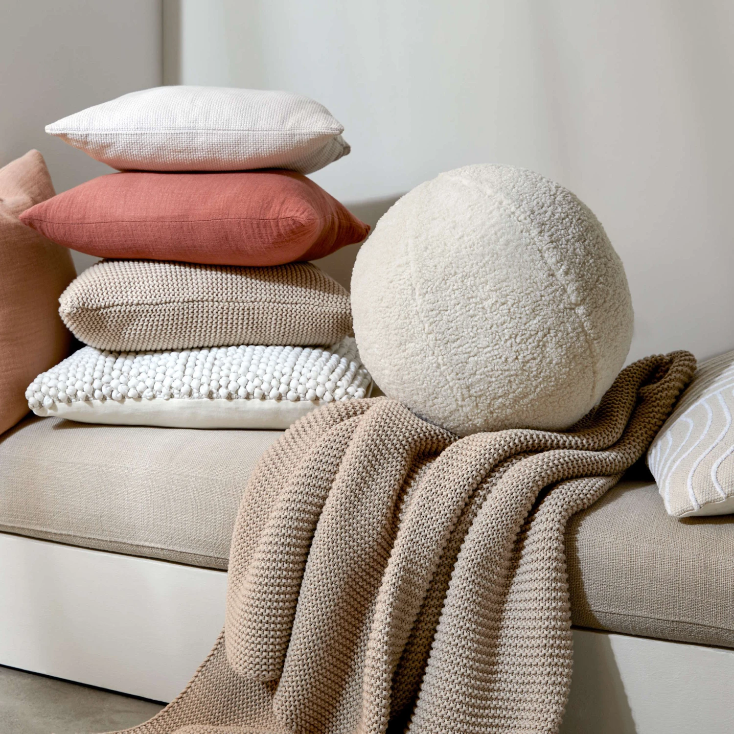 Kissen L 50 X B 50cm AVA In Taupe – Bild 6